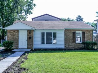 409 SE Garfield Ave, Mundelein, IL