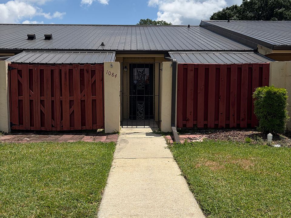 1st image of 1084 Pelham Ct