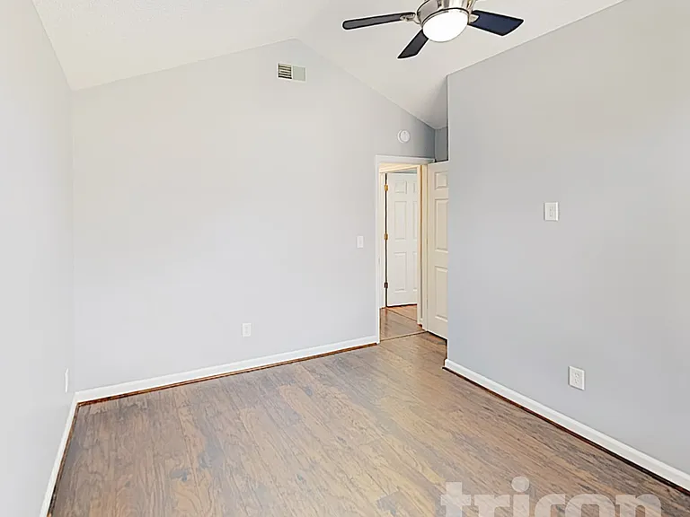 430 Forest Grove Cir — Photo 14