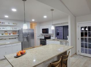 5526 Excalibur Dr, Garland, TX 75044