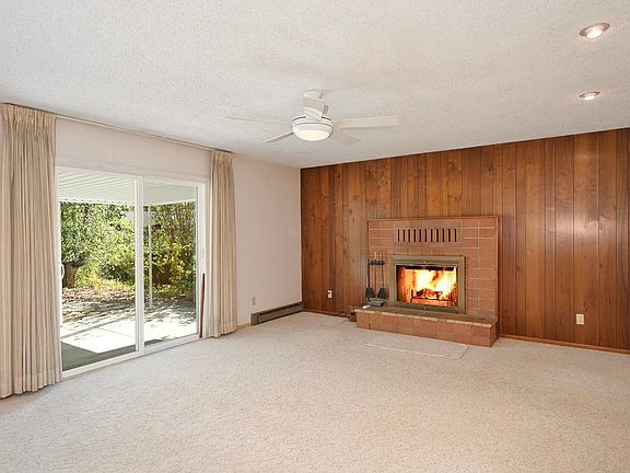 4th image of 818 Oak St