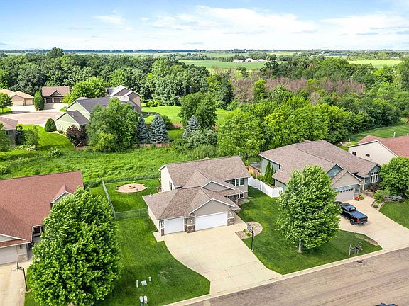 2nd image of 2575 Stony Creek Dr