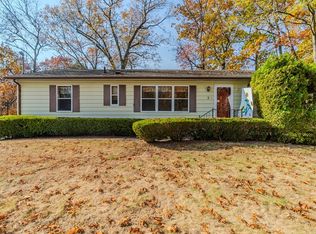 8 Craig St, Springfield, MA 01108