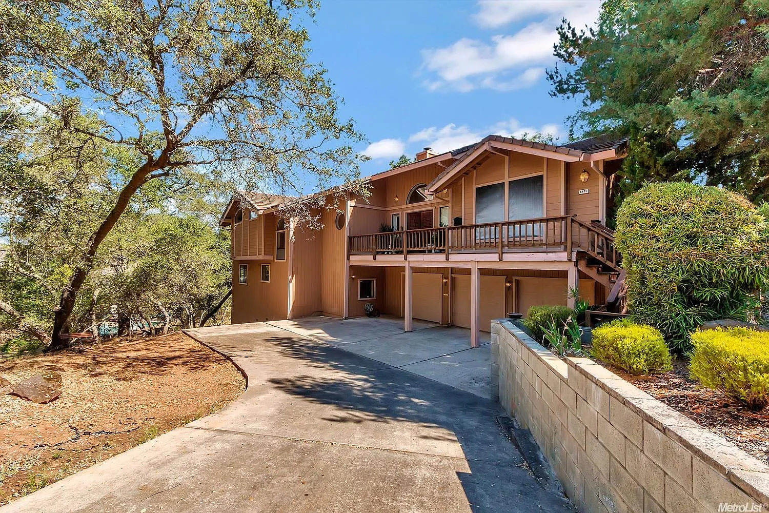 6831 Terreno Dr photo 1