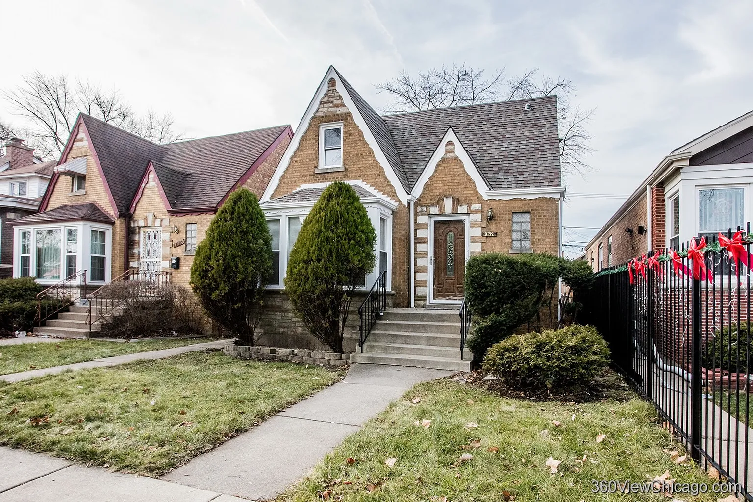 9212 S May St photo 1