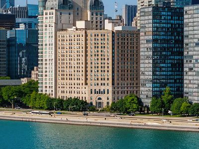 850 N Lake Shore Dr APT 806, Chicago, IL, 60611