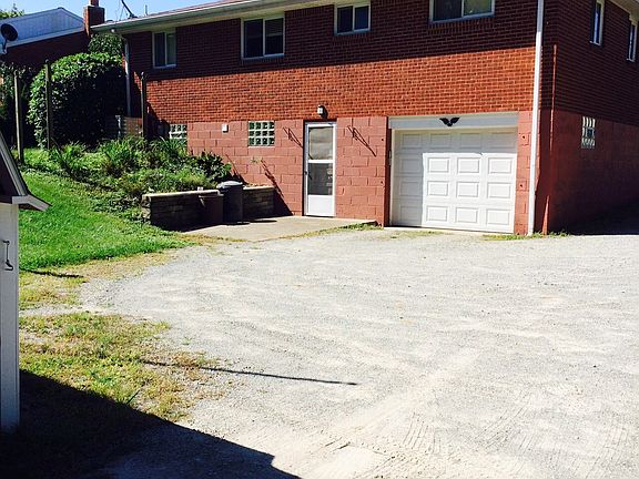4th image of 515 Bloomfield Dr