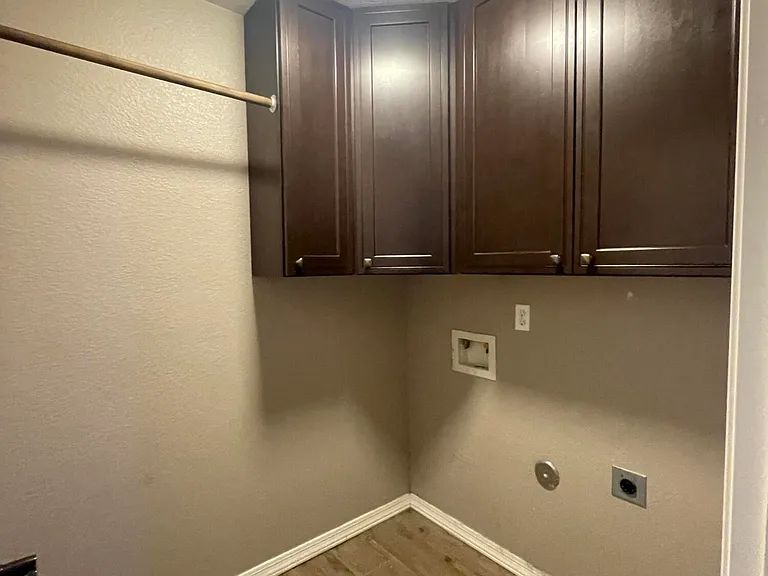 3025 Daytona Ave — Photo 14
