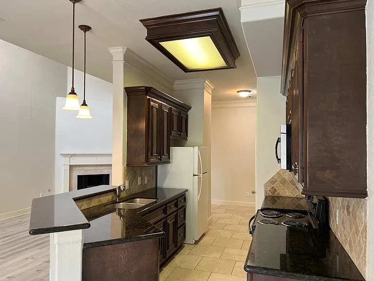 2865 Westhollow Dr #70 — Photo 5
