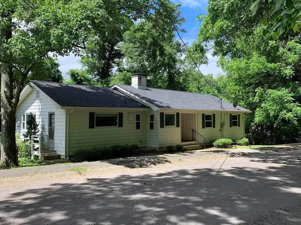 101 Disston Rd, Oak Ridge, TN 37830