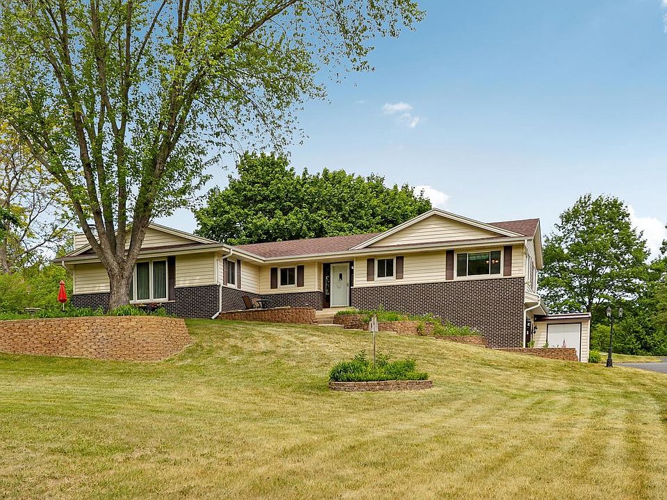 1st image of 804 Lochtyn RIDGE