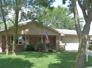 2422 W Manchester Ave, Milwaukee, WI 53221
