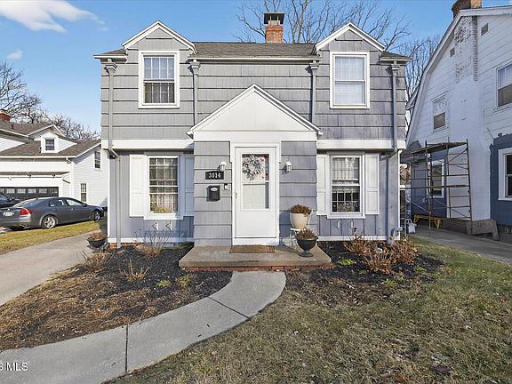 3rd image of 3014 Sherbrooke Rd