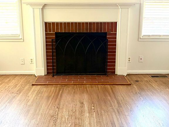 5th image of 2301 S Birmingham Pl