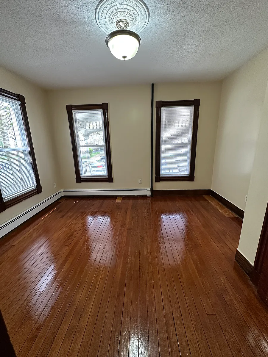 Building Photo - 33 Carmel St #A1