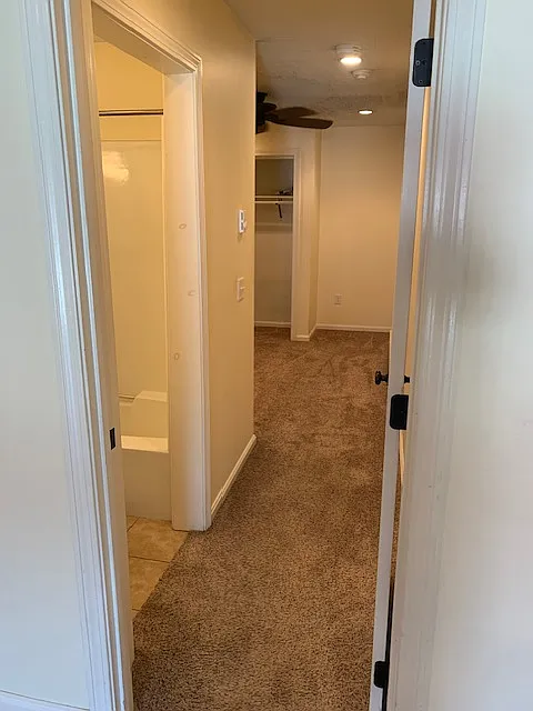 2 bed, 1000 sqft, $2,200 — Photo 4