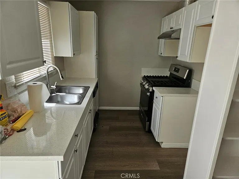 1151 Clark St #1151 — Photo 23