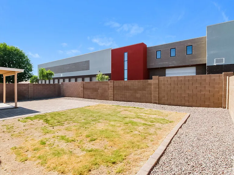 8748 E Crescent Ave — Photo 19