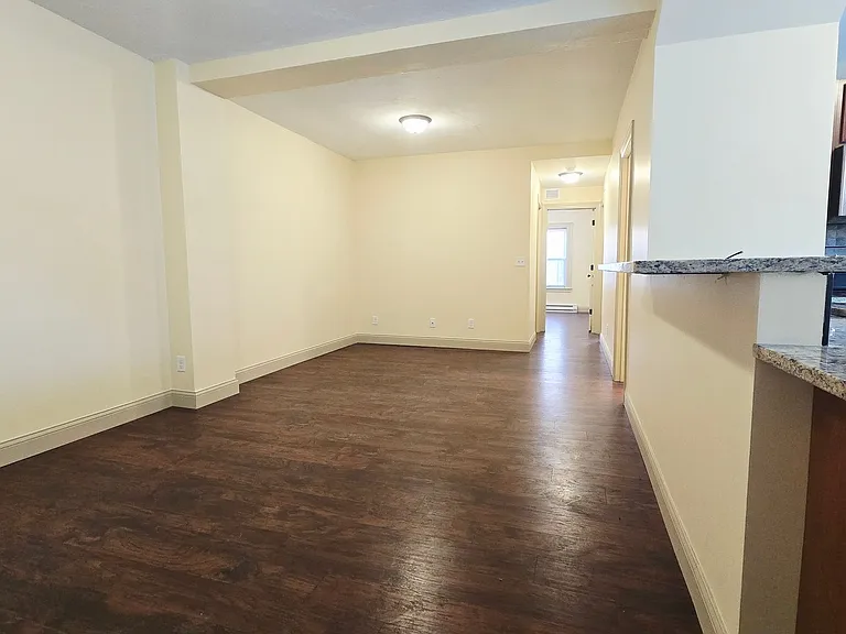 1416 E State St Apartments — Photo 30
