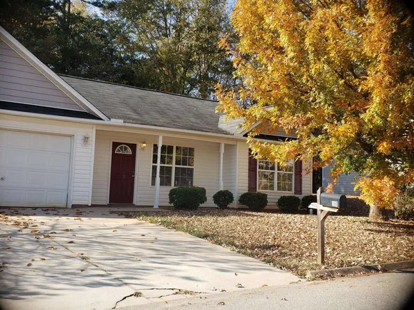 100 Lakanwood Ln, Piedmont, SC 29673