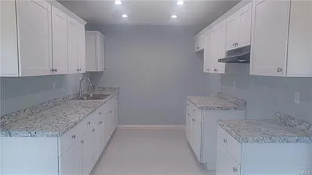 690 Arbor Way — Photo 6