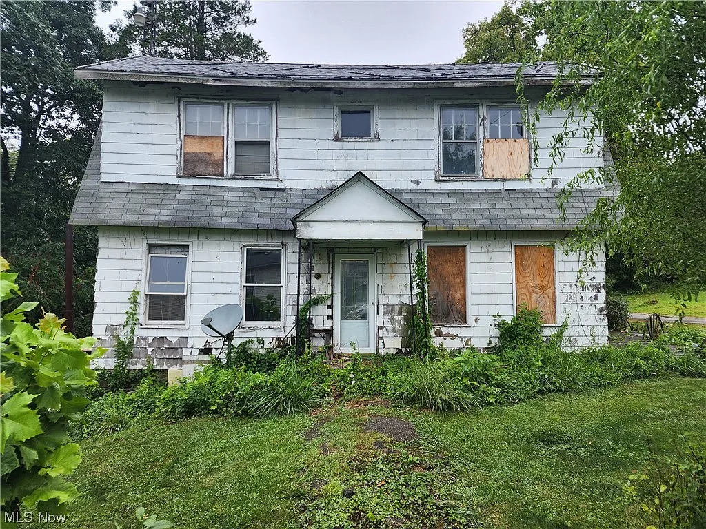 279 Gardendale St photo 1
