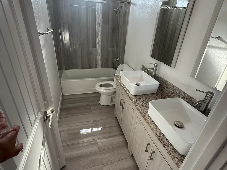 5304 W Beck Ln — Photo 25