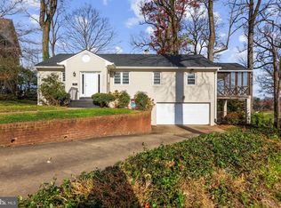 2785 N Wakefield St, Arlington, VA 22207