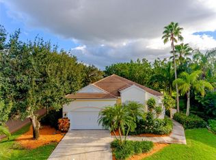 2195 Bay Ct, Weston, FL 33326