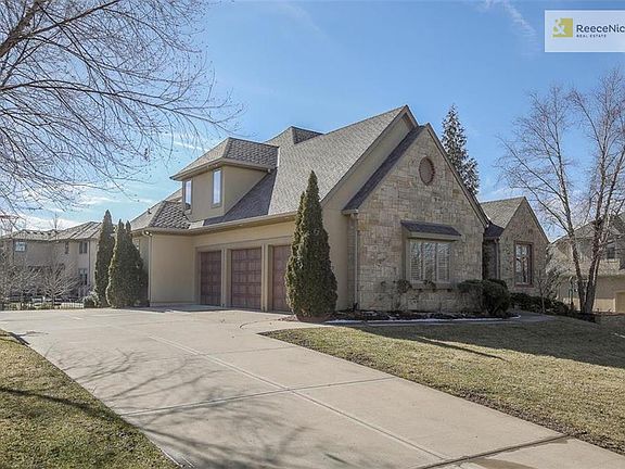 4th image of 2801 W 139th St