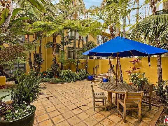 2nd image of 1615 N Laurel Ave APT 215
