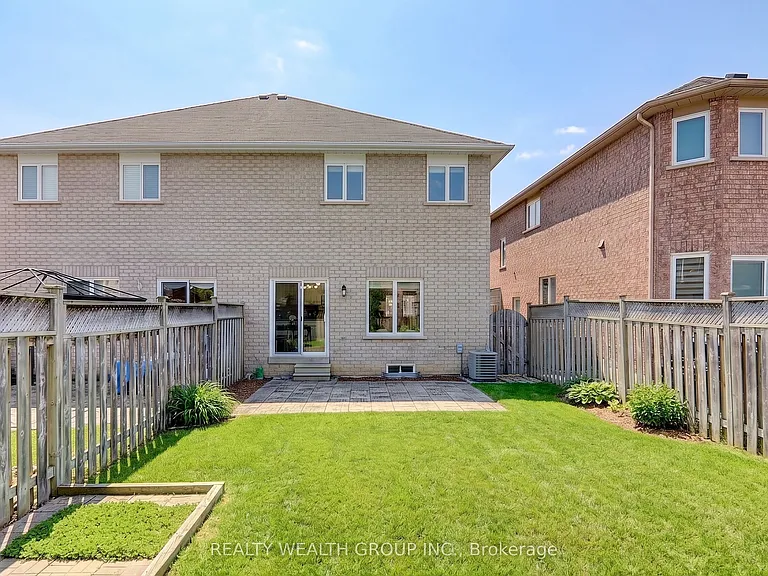 20 Laura Sabrina Dr — Photo 31