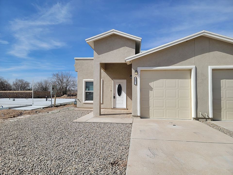 1st image of 805 Daniel Cadena Unit A