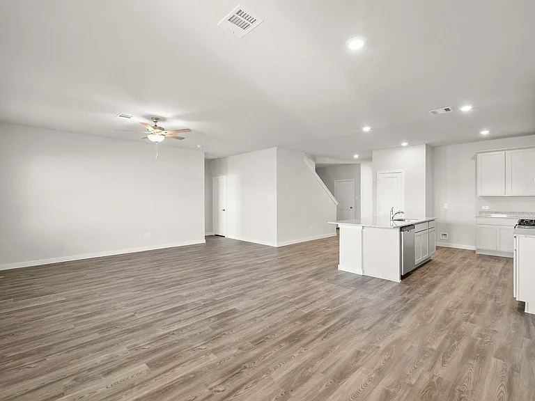 25192 Leather Leaf Ct — Photo 7