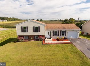 18804 Diller Dr, Hagerstown, MD 21742