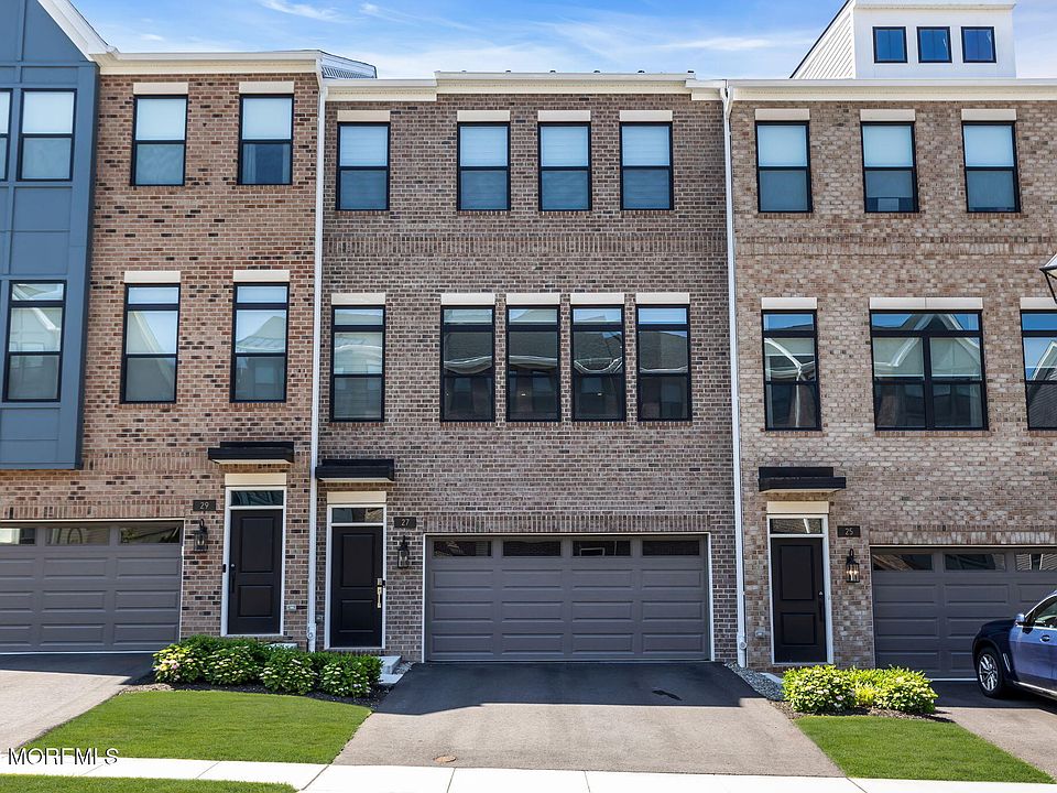 1st image of 27 Linder Court