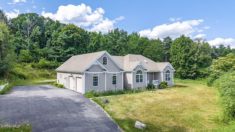 2nd image of 534 Ridge Road