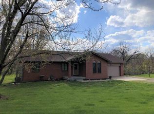 4260 Wam Teau Dr, Wamego, KS 66547