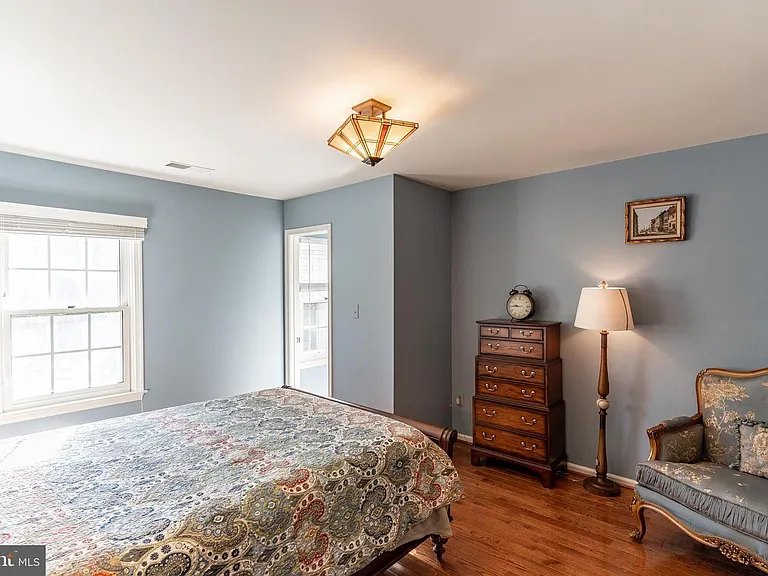 10117 Meyer Point Ter — Photo 27