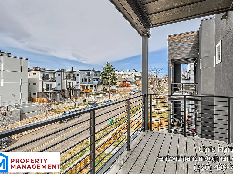 1230 Perry St #1 — Photo 9