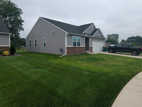 3rd image of 6963 Sweet Water Dr