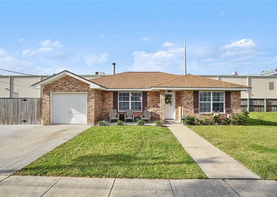 1st image of 5224 Karen Dr