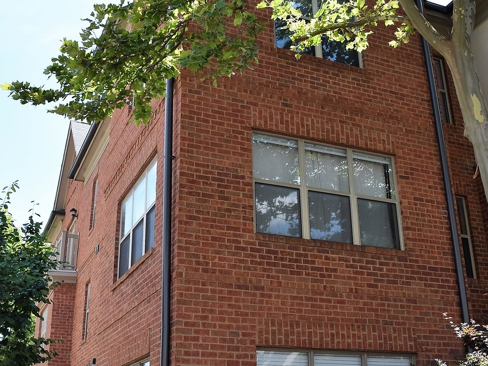 1st image of 37 Buttles Ave