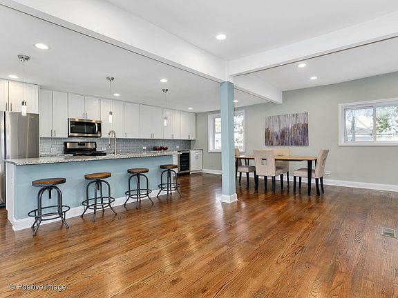 4th image of 3141 N Osceola Ave