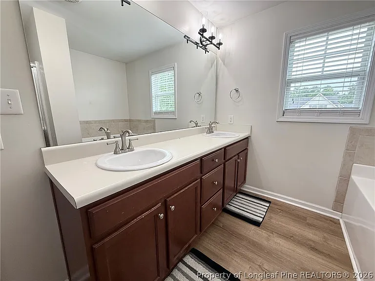 239 Boswell St — Photo 30