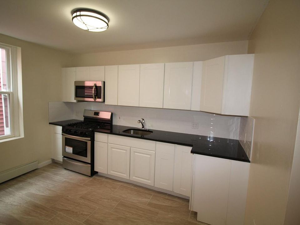 Modern New Kitchen