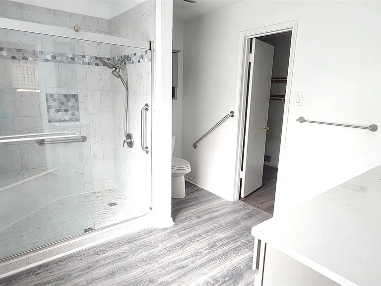 12838 Ashford Knoll Dr — Photo 8