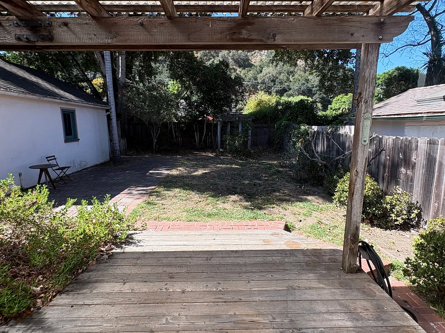 2 bed, 1052 sqft, $4,950 — Photo 2