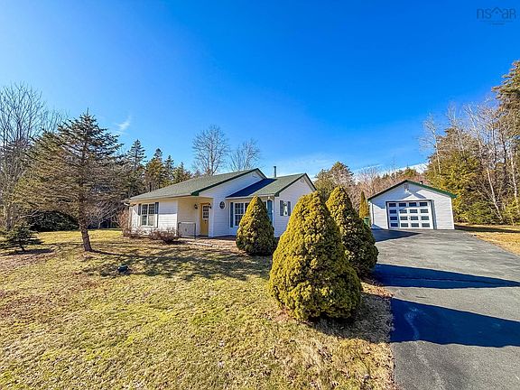 2nd image of 194 Knox Rd