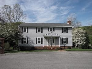1st image of 952 Kenbridge Pl